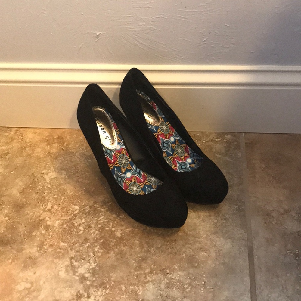 Black Madden Girl Wedges - Suede